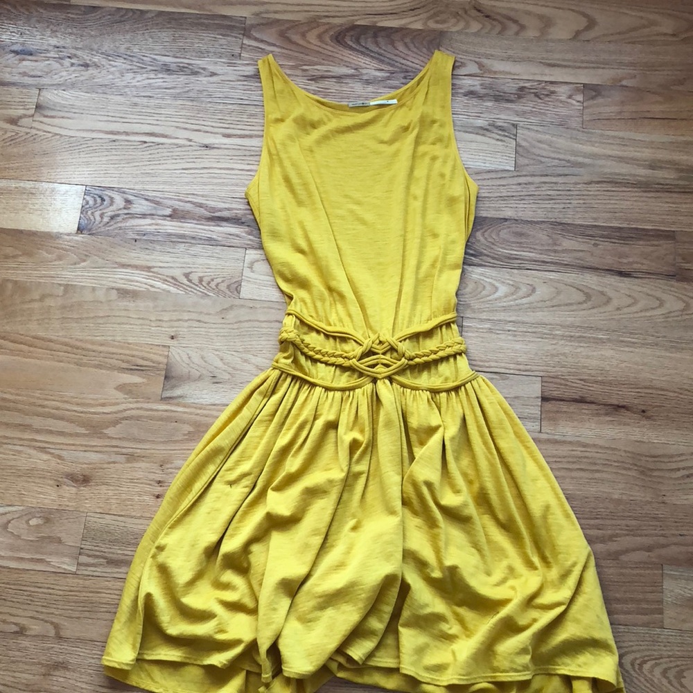 Max Studio yellow dress.